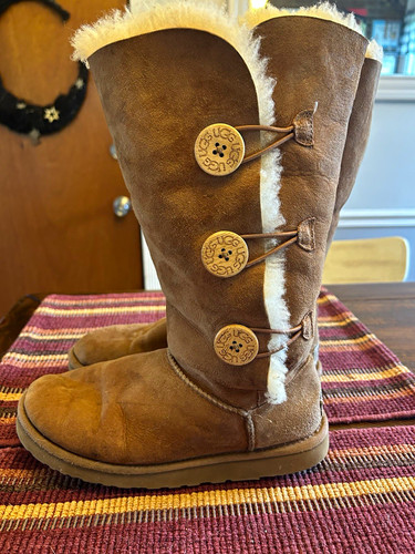 Ugg bailey button triplet - bailey,